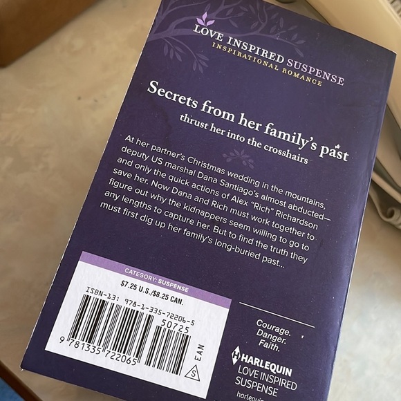 Love inspired inspirational romance & Lovr‎ inspired suspense - Picture 4 of 16